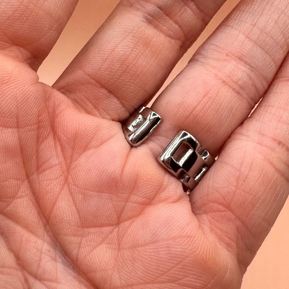 Silver ring - Picture 6 of 6